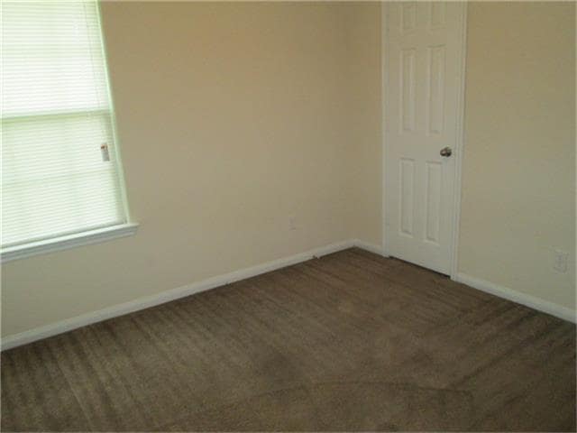 property at 107 W Nazro St