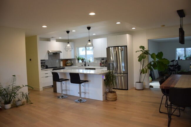 1467 Norman Ave in San Jose, CA - Foto de edificio - Building Photo