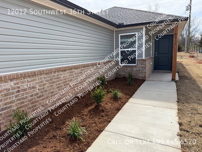 12012 SW 36th St in Mustang, OK - Building Photo - Building Photo
