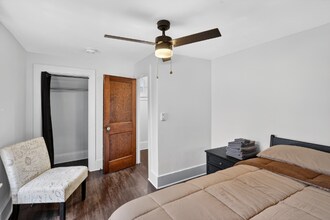 430 N Linden St in Marshall, MI - Building Photo - Building Photo