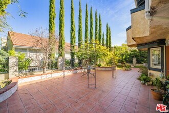 3860 Cazador St in Los Angeles, CA - Building Photo - Building Photo