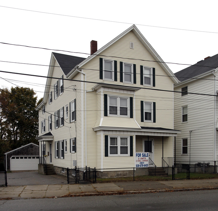 1153 Plymouth Ave in Fall River, MA - Building Photo