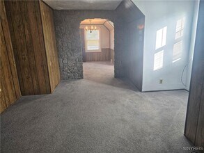 190 Clover Pl in Cheektowaga, NY - Building Photo - Building Photo