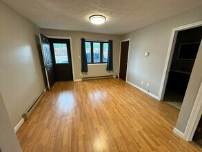 71 Market St in Fort Kent, ME - Building Photo - Building Photo