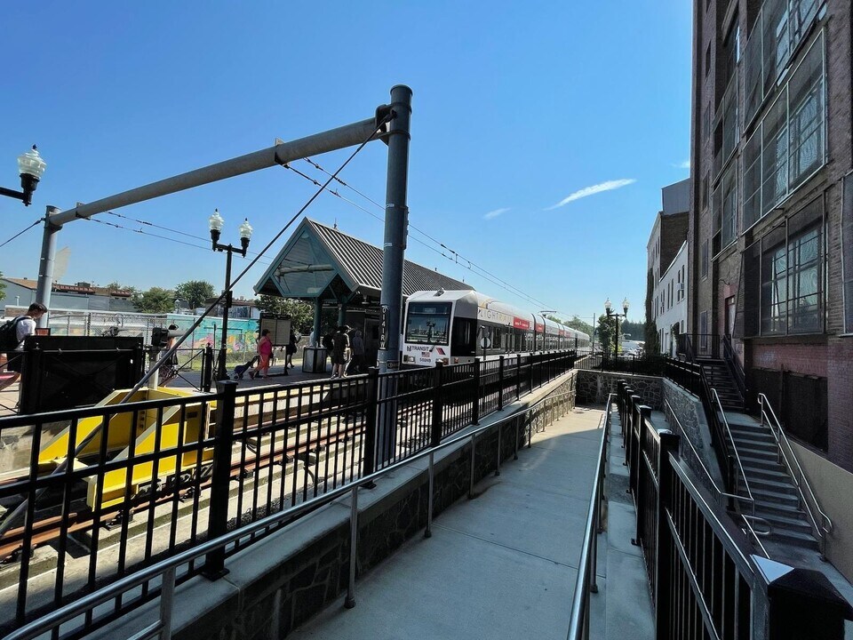 216 Kearney Ave in Jersey City, NJ - Building Photo