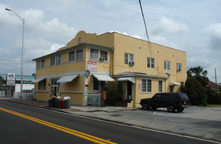 218 N Pinellas Ave Apartments