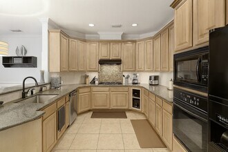 2646 Couch St in Houston, TX - Building Photo - Building Photo