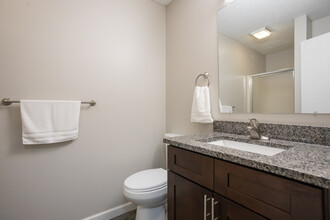 North River Landing Apartments in Elkhart, IN - Foto de edificio - Interior Photo