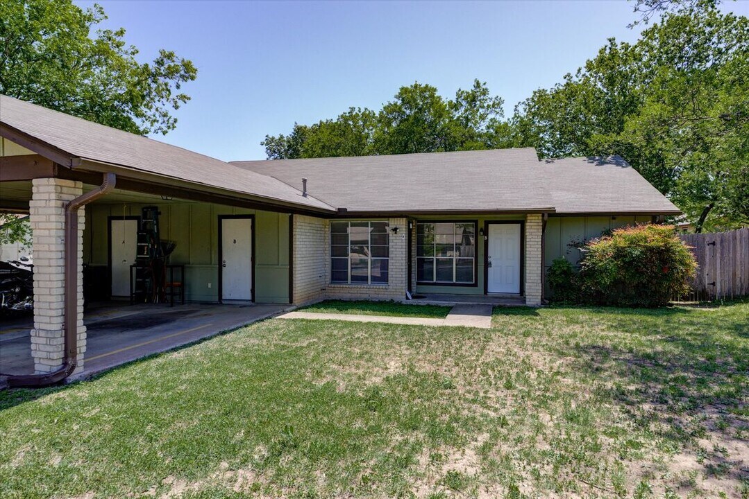 113 Meteor Dr in Austin, TX - Building Photo