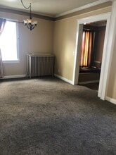 909 E Sweet Ave in Bismarck, ND - Building Photo - Building Photo