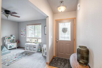 15815 Yelm Terra Way SE in Yelm, WA - Building Photo - Building Photo