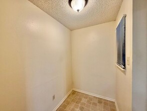 400 W Heritage Dr in Tyler, TX - Building Photo - Building Photo