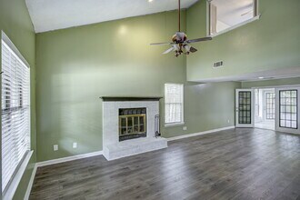 121 Holland Park Cir in Savannah, GA - Building Photo - Building Photo