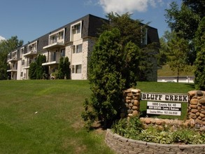 Bluff Creek Apartments in Carver, MN - Building Photo - Building Photo