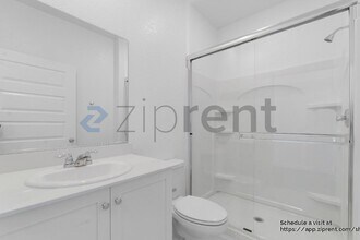 10365 Bayson Wy in Elk Grove, CA - Building Photo - Building Photo