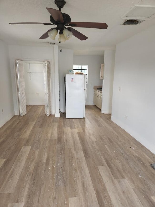 326 SW 62nd Ave, Unit Rear unit