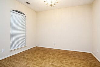 18714 Timber Spring Dr in Humble, TX - Building Photo - Building Photo