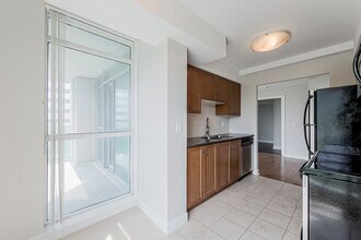 31-631 Bales Ave in Toronto, ON - Building Photo - Building Photo