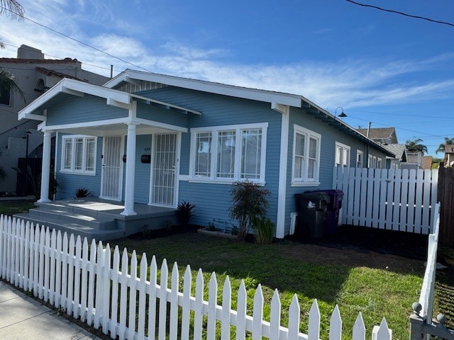 485 Gaviota Ave in Long Beach, CA - Foto de edificio - Building Photo