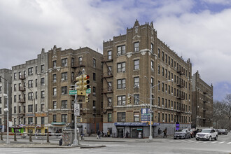 2565 Grand Concourse in Bronx, NY - Building Photo - Primary Photo