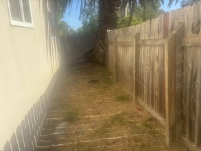 1271 Murray Ave in San Luis Obispo, CA - Building Photo - Building Photo