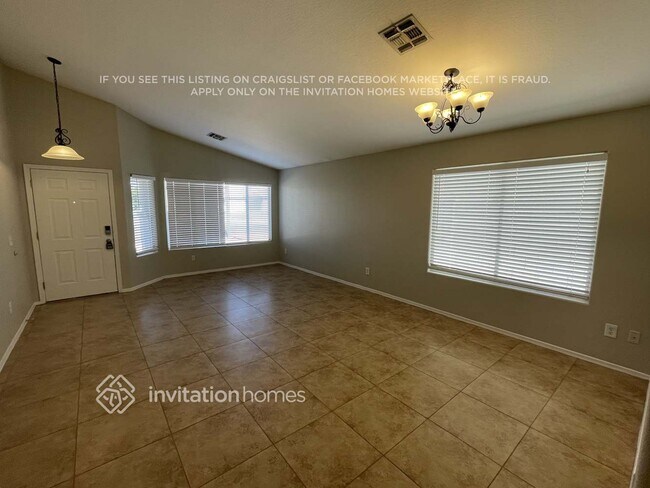 4073 E Princeton Ave in Gilbert, AZ - Building Photo - Building Photo