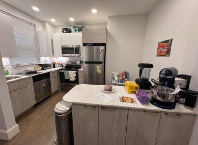 115 Jersey St, Unit 2 in Boston, MA - Building Photo - Building Photo