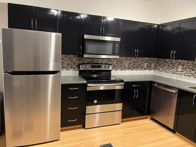 property at 118 107th Ave NE