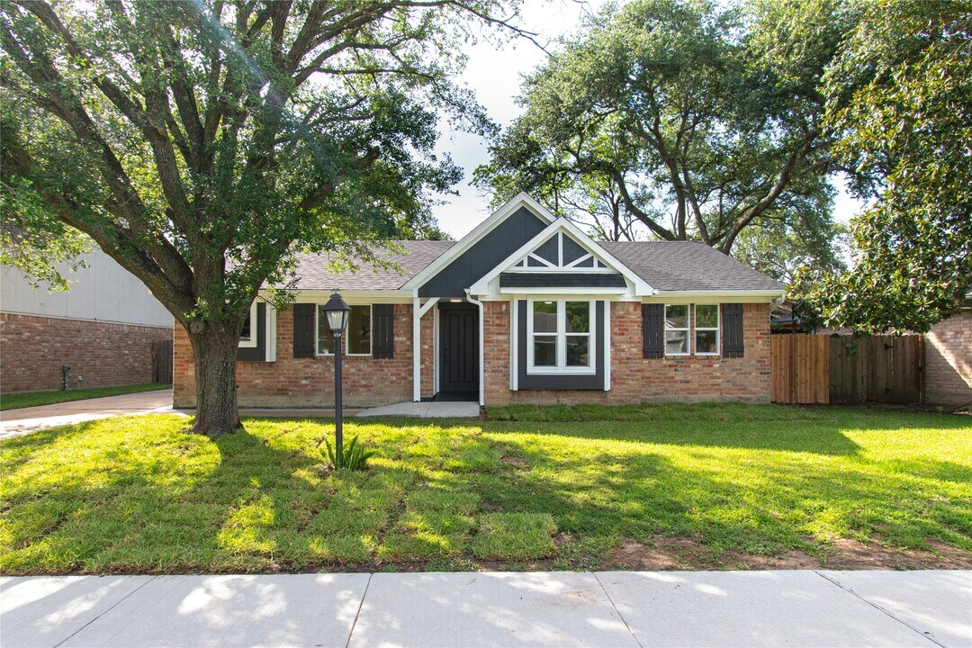 822 Red Rock Canyon Dr in Katy, TX - Building Photo