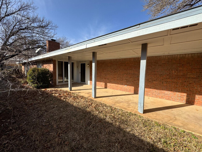 7914 Albany Ave in Lubbock, TX - Building Photo - Building Photo