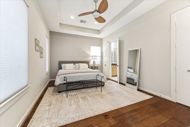 property at 4410 Center St