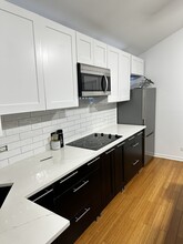 7709 W Addison St in Chicago, IL - Building Photo - Building Photo