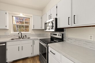 1300 W Stuart St in Fort Collins, CO - Building Photo - Building Photo
