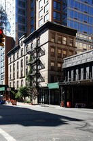 458 West 17th Street in New York, NY - Building Photo