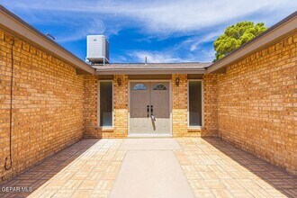801 Tepic Dr in El Paso, TX - Building Photo - Building Photo