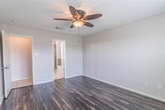 3918 Ridge Canyon Rd in Baytown, TX - Building Photo - Building Photo