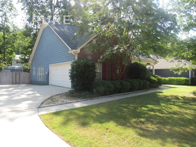 266 Rocky Ridge Dr in Helena, AL - Building Photo - Building Photo