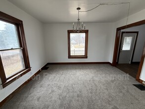 824 Harrison Ave in Burlington, IA - Building Photo - Building Photo