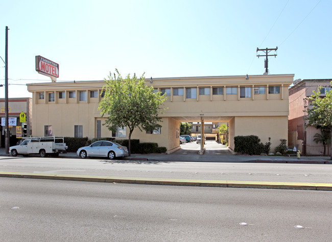 4922 Florence Ave in Bell, CA - Building Photo - Building Photo