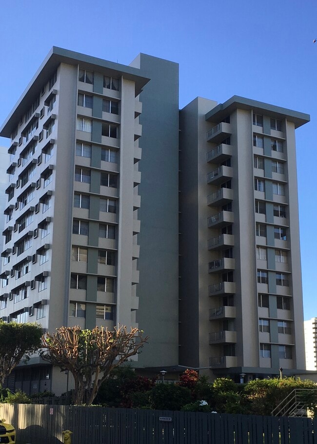 2651 Kuilei St, Unit B76