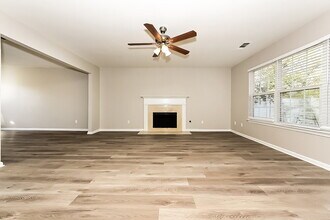 11598 Registry Blvd in Hampton, GA - Building Photo - Building Photo