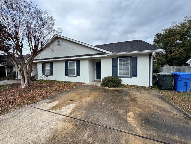 property at 294 Windridge Dr