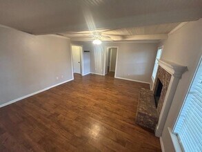 615 Devonshire Dr in Richardson, TX - Building Photo - Building Photo