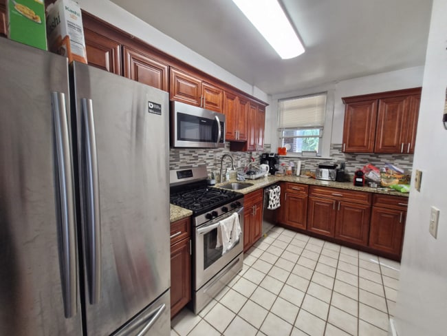 3514 Beechwood Blvd in Pittsburgh, PA - Building Photo - Building Photo