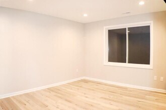 12 Rockridge Ct in Charles Town, WV - Building Photo - Building Photo