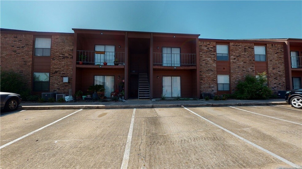 904 University Oaks Blvd, Unit 20 in College Station, TX - Building Photo