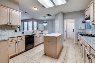 1403 Bosher Dr in Cedar Hill, TX - Building Photo - Building Photo