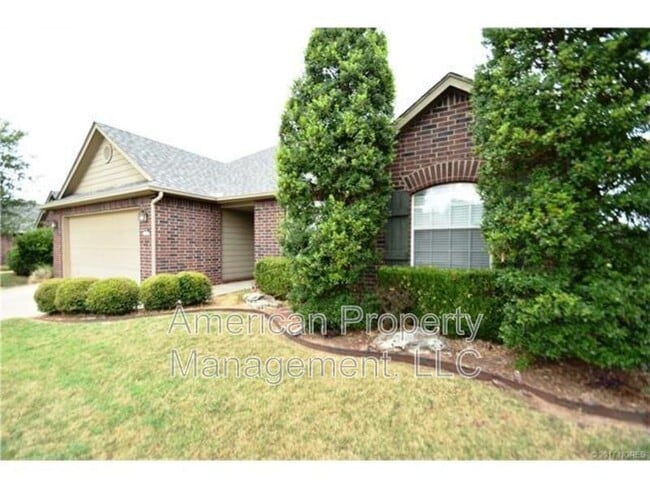 property at 12527 S Cedar Ave