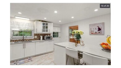 96 Washburn Ave in Wellesley, MA - Building Photo - Building Photo