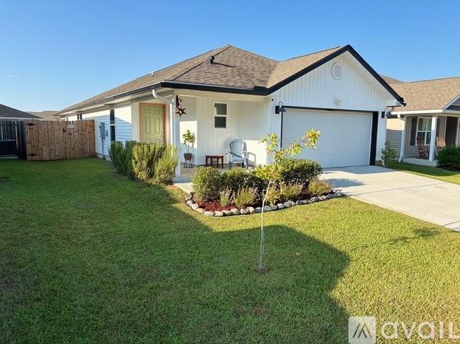 5236 Peach Dr in Milton, FL - Building Photo - Building Photo